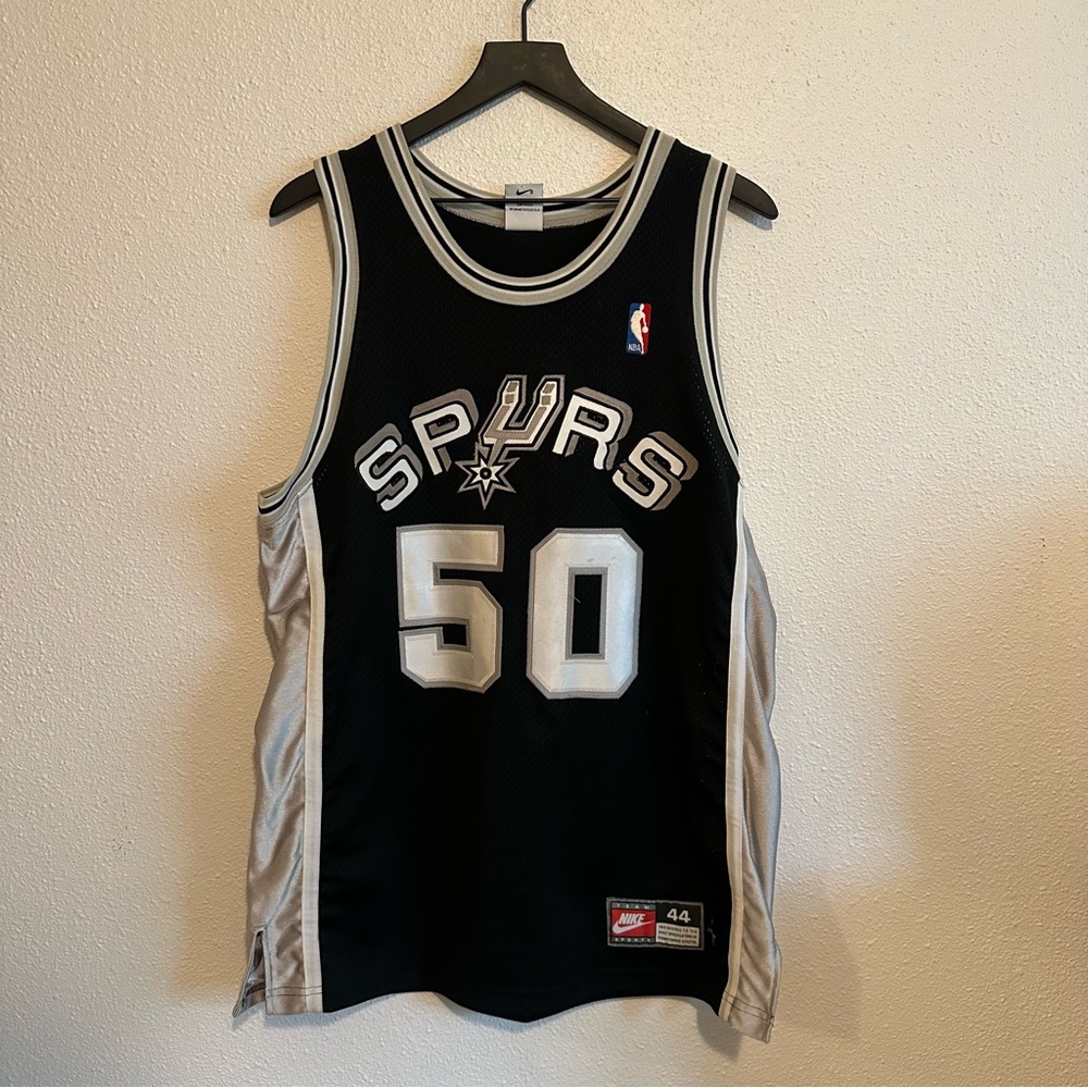 Black and Gray Spurs Basketball Jersey